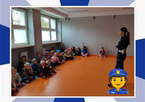Pani Policjantka w klasie 1a i 1b.