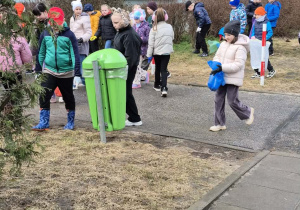 Akcja Galante Sprzątanie w klasach 1-3.