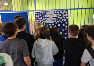 Międzynarodowy Dzień Kropki w klasach starszych.